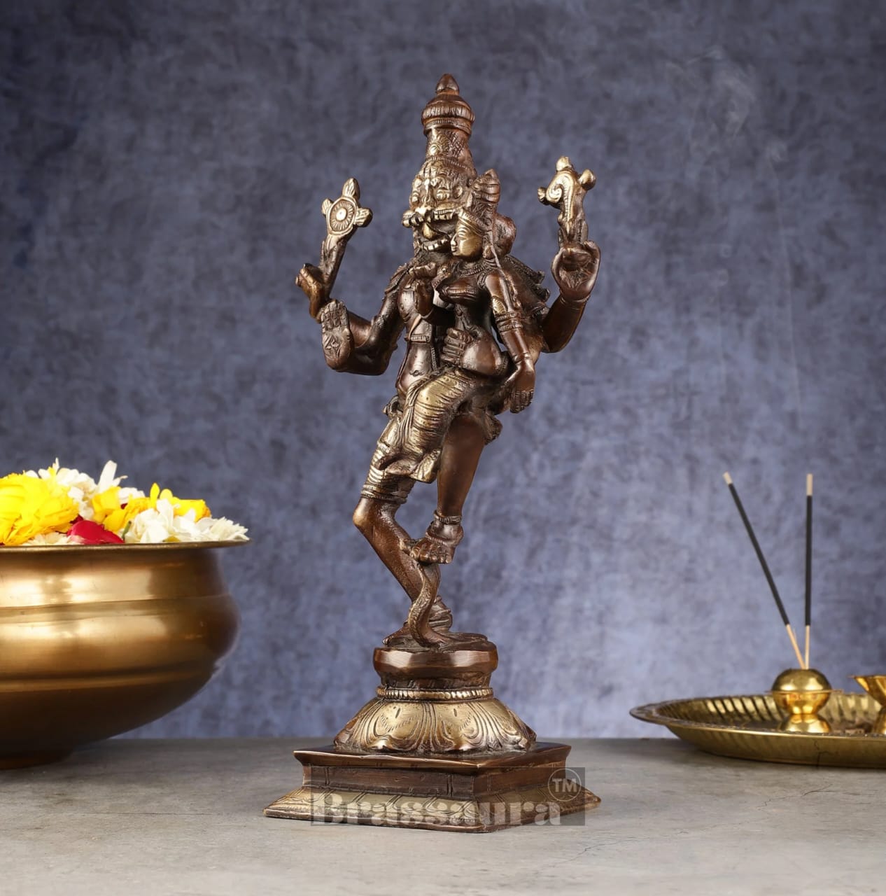 Brassaura™ Pure Brass Lord Narasimha with Goddess Lakshmi Idol – 12 Inch Height, 3 kg Weight | Handcrafted Hindu Statue for Home & Temple