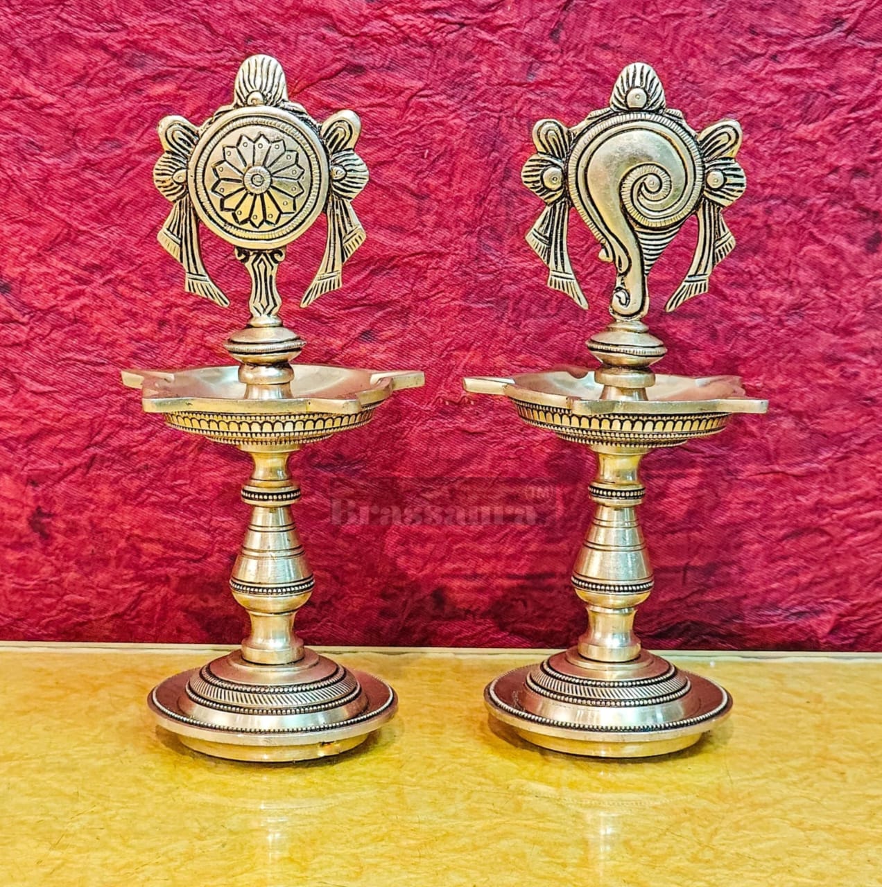 Brassaura™ Brass Shankhu Chakra Panchdeepam Oil Lamps – Height 9 Inches | Pair of 5-Wick Lamps, 2.5 Kgs