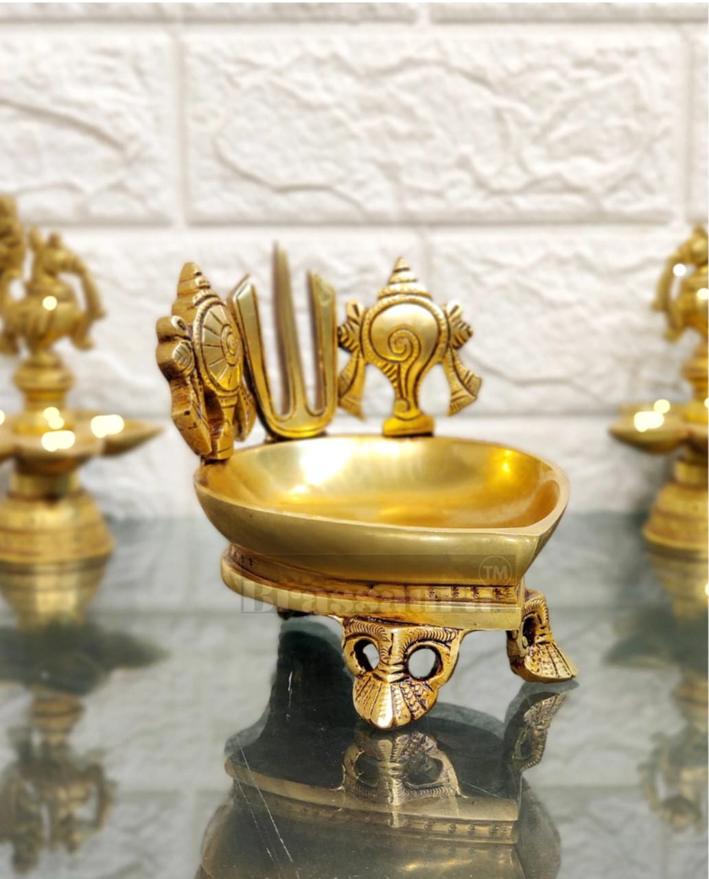 Brassaura™ Handcrafted Brass Shanku Chakra Namah Diya – Height 5 Inches | Traditional Oil Lamp, 1.5 Kgs