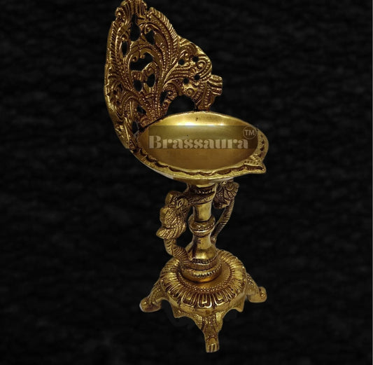 Brassaura™ Brass Decorative Piece – Height 9 Inches, Width 3 Inches, Depth 3.5 Inches & Weight 1.2 Kgs