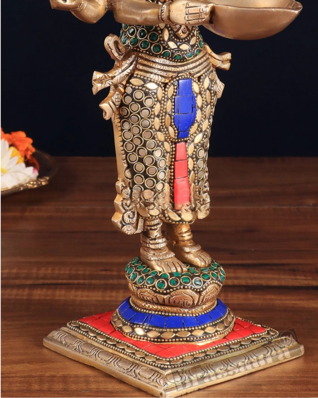 Brassaura™ Brass Deep Lakshmi Idol with Ten Hands – Height 15 Inches | Handcrafted Goddess Statue, 4 Kgs