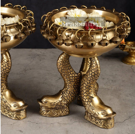 Brassaura™ Pure Brass Vastu Urli with Fish Legs – 4 kgs, 8 Inches Diameter – Prosperity & Positive Energy Home Decor