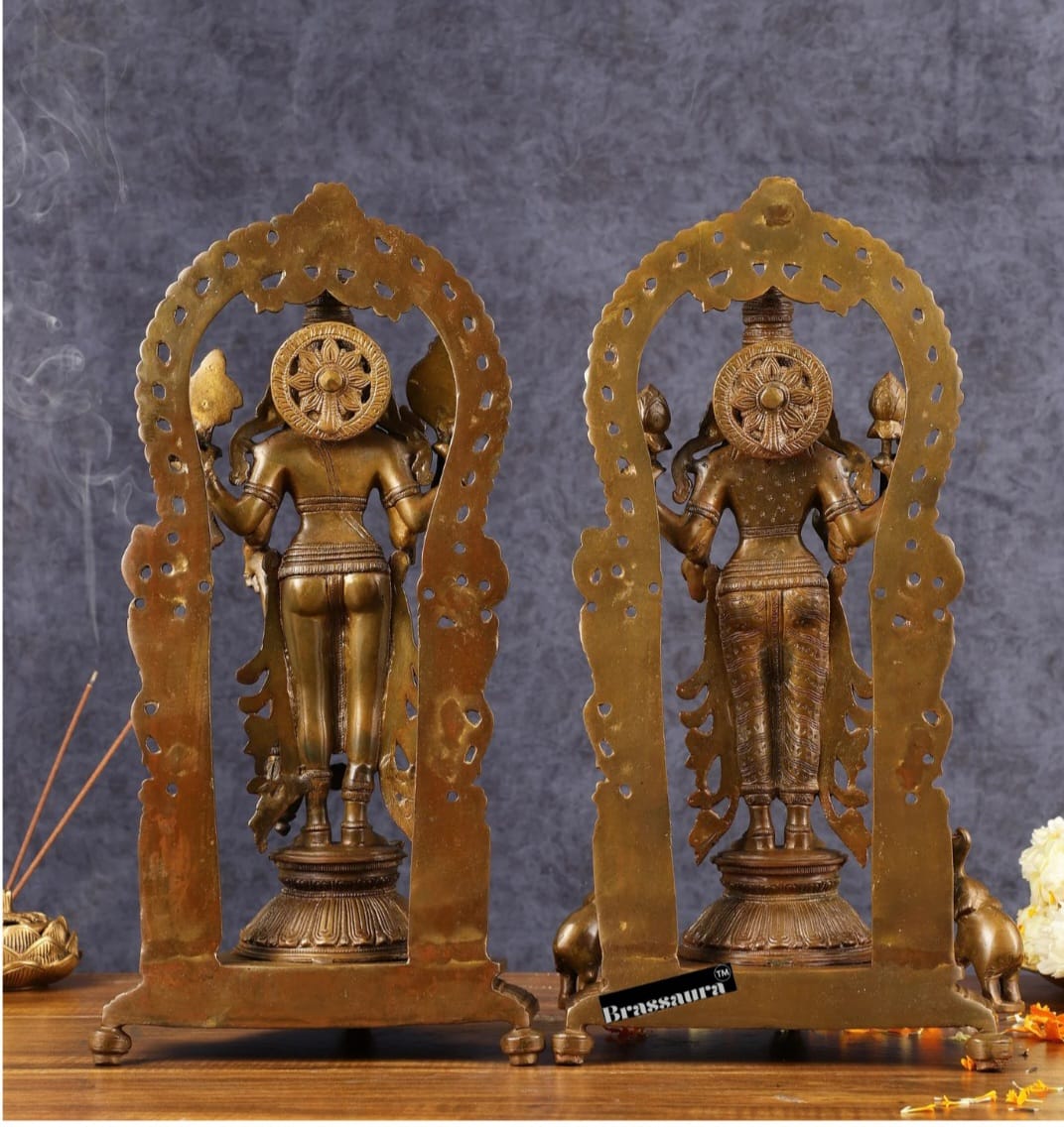 Brassaura™ 16-Inch Vishnu & Lakshmi Brass Statues Pair – 12kg – Antique Chola Style Idols for Auspicious Home & Temple Decor