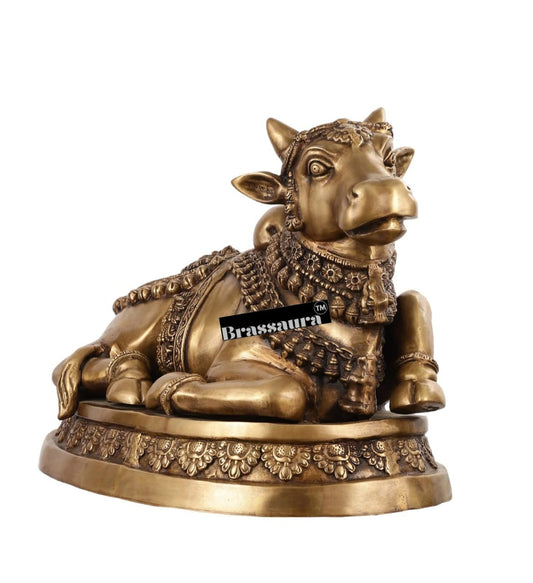 Brassaura® Superfine Antique Brass Sitting Nandi Statue – Height 16 Inches & Weight 21.21 Kgs | Majestic Temple Idol
