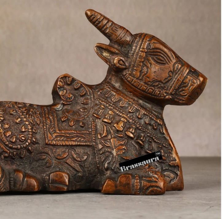 Brassaura™ Brass Nandi Idol – Height 4 Inches & Weight 1.2 Kgs | Handcrafted Spiritual Sculpture