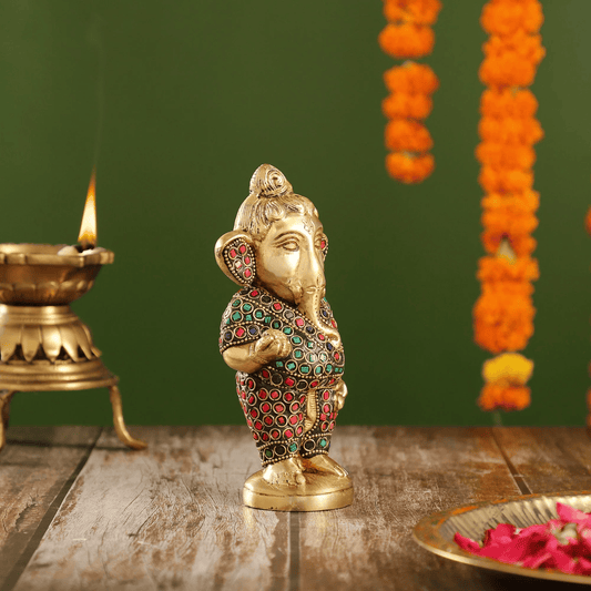ब्रासौरा® ब्रास बेबी गणेश मूर्ति, मोदक और स्टोनवर्क के साथ | ऊंचाई 7 इंच