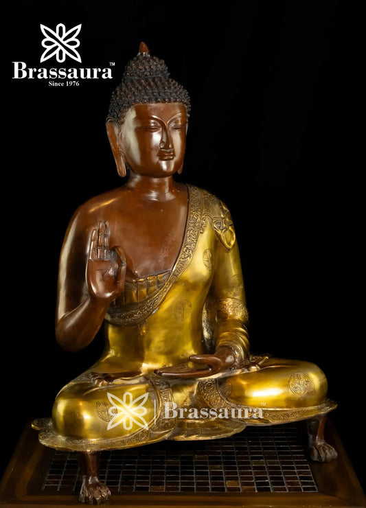 Brass Buddha For Home Décor And Gift Items Weight 22 Kg And Height 25 Inch
