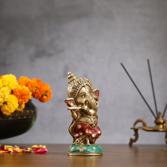 ब्रसौड़ा® पीतल के भगवान गणेश बांसुरी बजाते हुए | स्टडी टेबल और मंदिर के लिए हस्तनिर्मित | ऊंचाई 5 इंच
