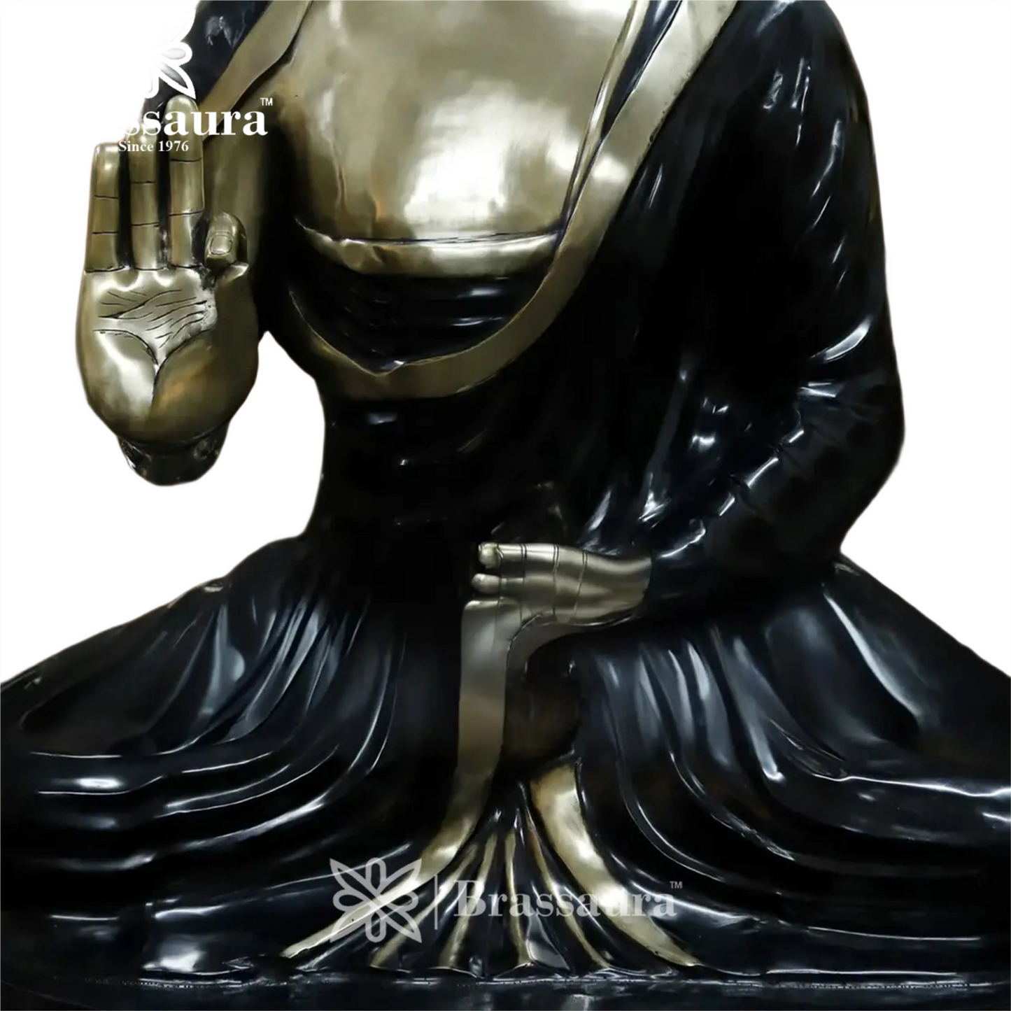 Brass Buddha For Home And Décor Weight 250 Kg Height 66 Inch