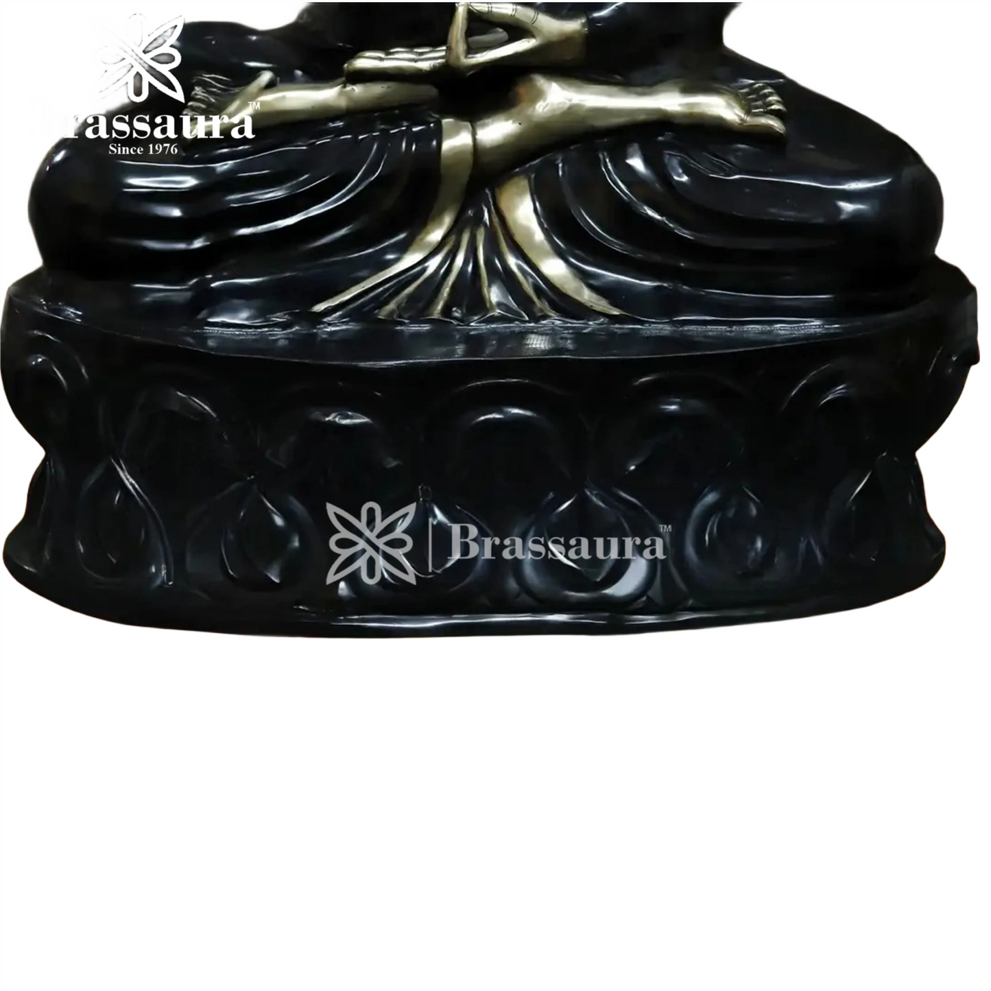 Brass Buddha For Home And Décor Weight 250 Kg Height 66 Inch
