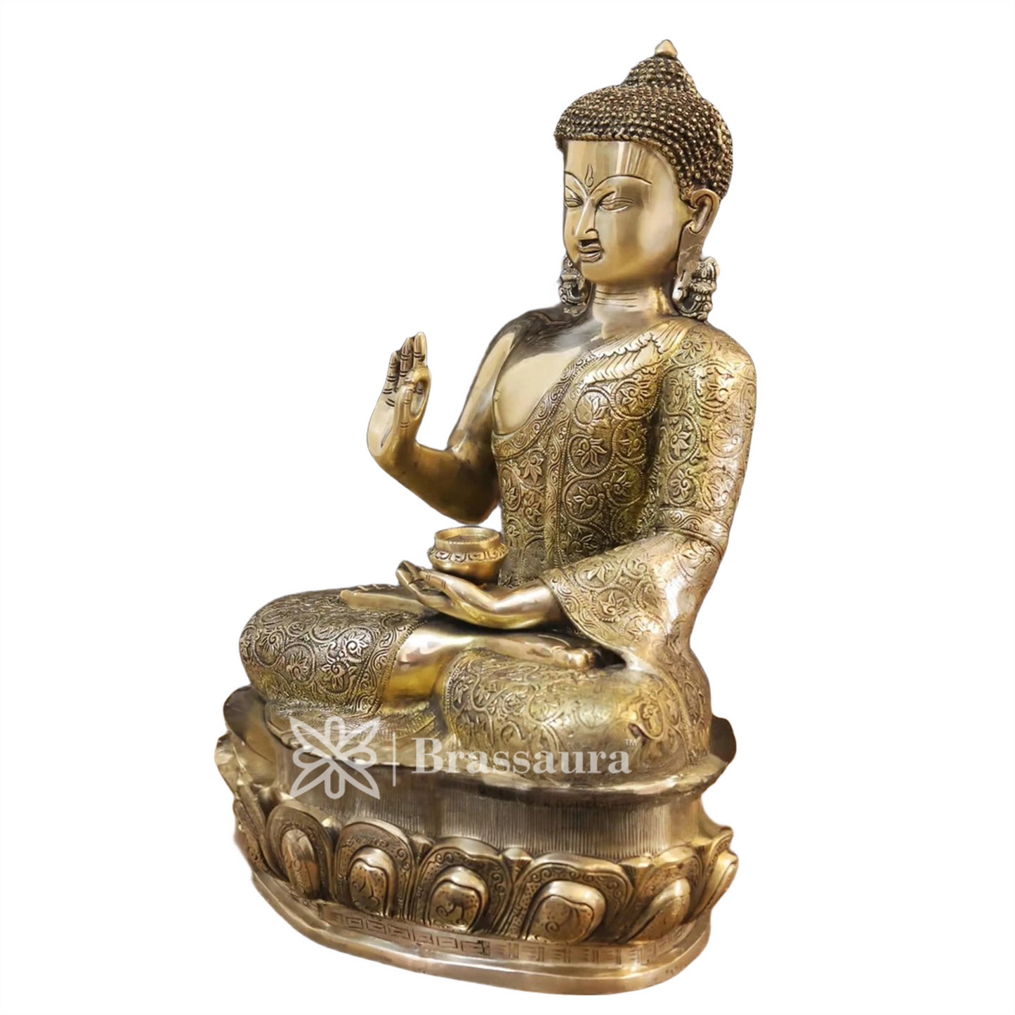 Brass Buddha For Home And Décor Weight 22.78 Kg Height 21 Inch
