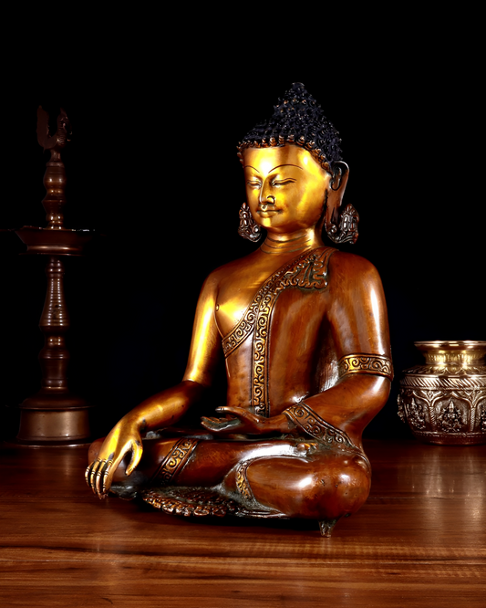 Brass Bhumisprasa Buddha Statue Weight 6.6 kg & Height 14 Inch