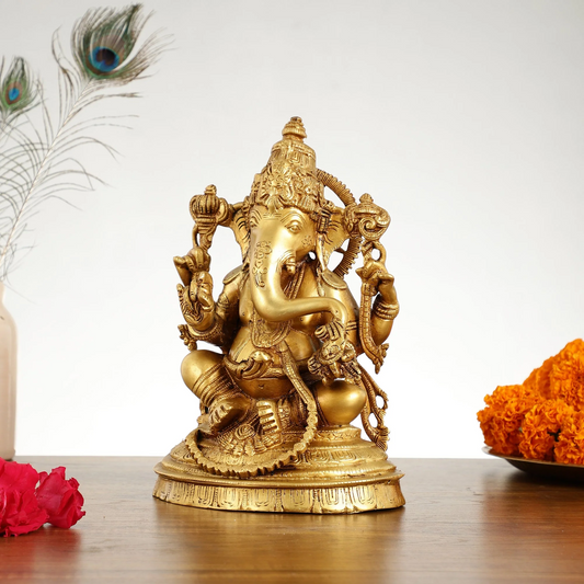 ब्रसौरा® शुद्ध पीतल से हस्तनिर्मित भगवान गणेश की मूर्ति | बारीक नक्काशीदार | ऊँचाई 10.5 इंच