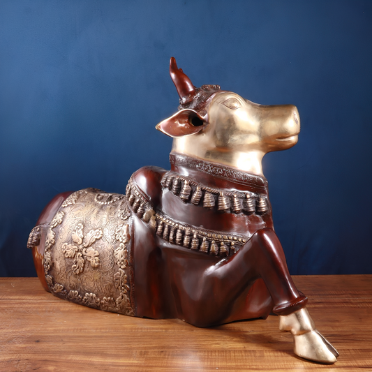 Brassaura™ Antique Large Brass Nandi Sculpture – Height 21.5" & Weight 30 Kgs | Vintage Finish