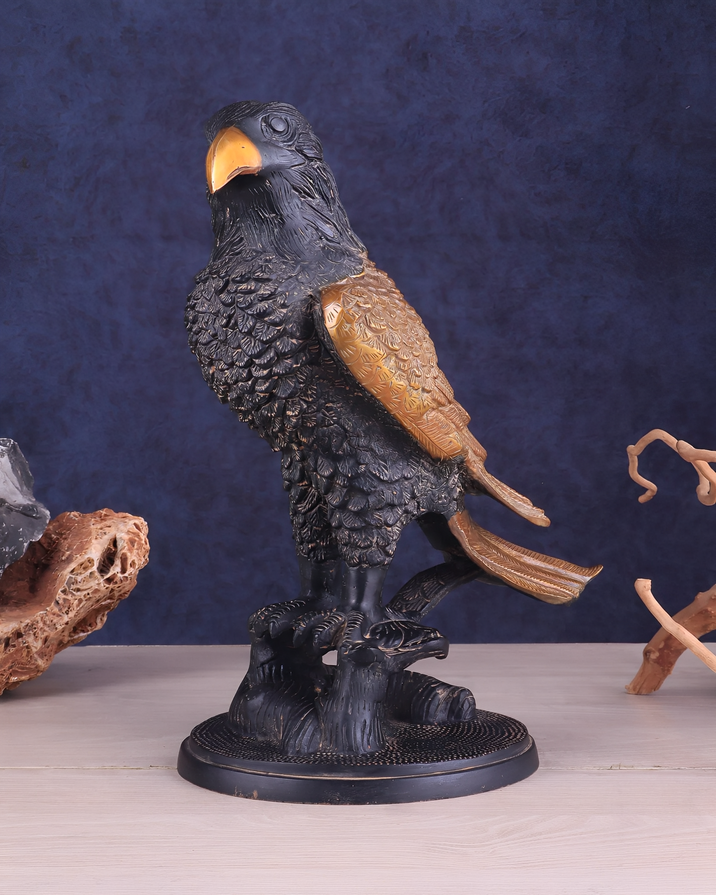 Brassaura™ Pure Brass Eagle Statue – Height 13 in, Weight 6.55 kg – Antique Tone