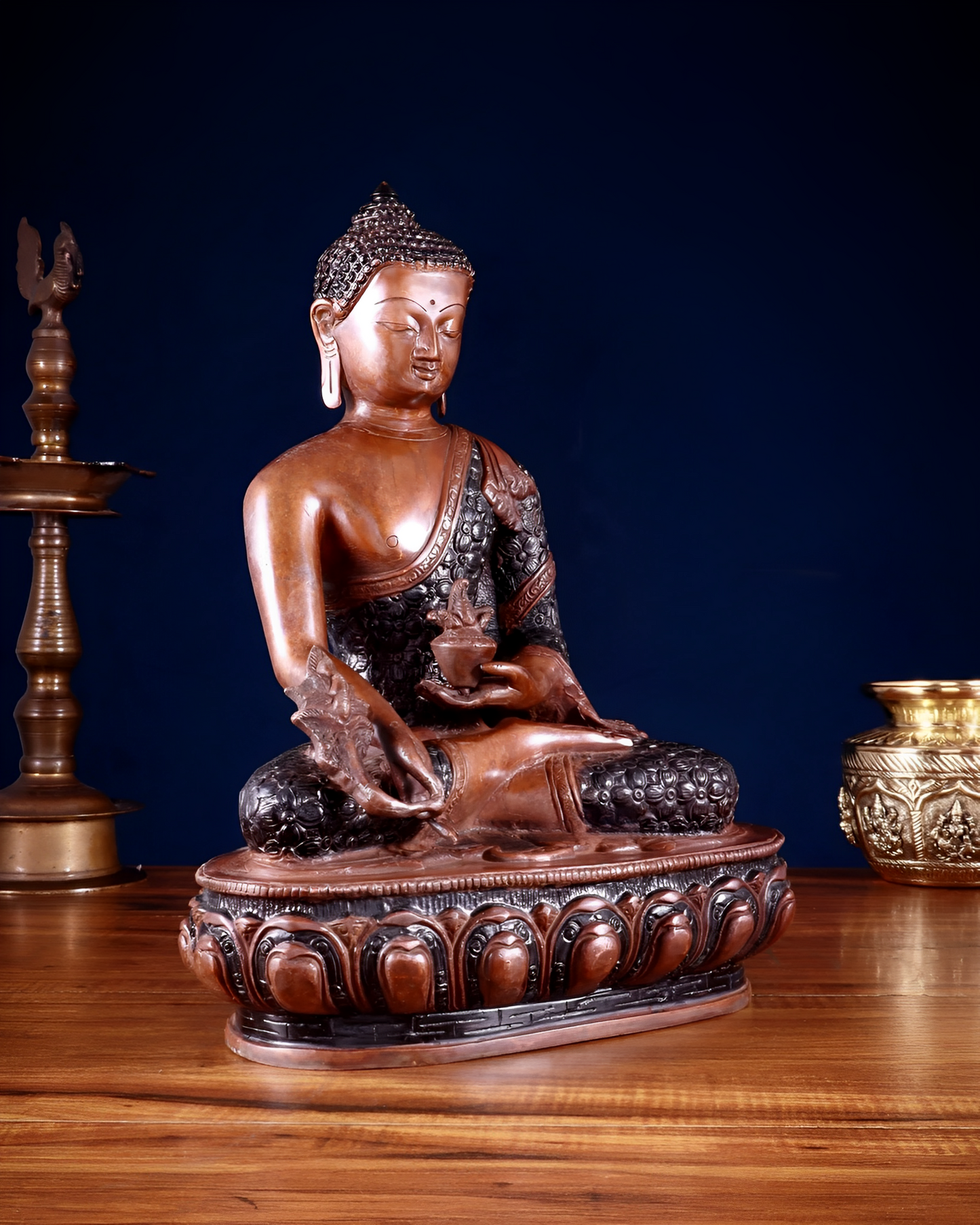 Brass Gem Stone Work Bhumisprasa Buddha Statue Weight 6.8 kg & Height 13.5 Inch