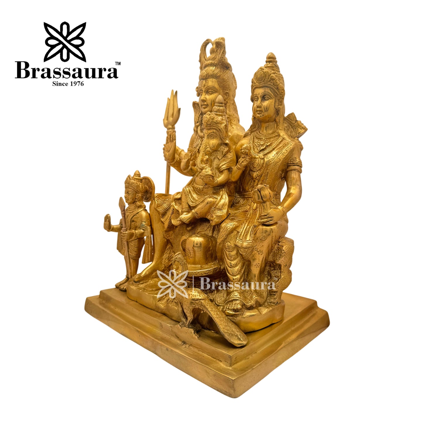 Brass Big Shiv Pariwar Idol for Home and Decor Weight 14.55 Kg Height 38 cm