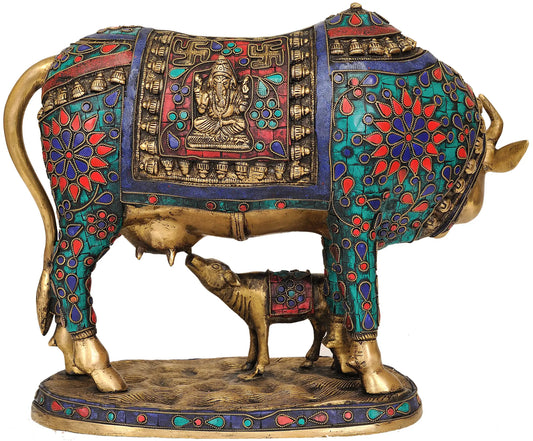 ब्रसौरा® कामधेनु गाय बछड़े और बहुरंगी जड़ाई के साथ | पीतल की मूर्ति | ऊँचाई 11 इंच और वज़न 8 किलोग्राम