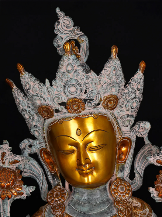 Brassaura® Tara Devi Sentada com Pedestal Ornamental | Latão Puro com Acabamento Antigo | Altura 86,5 cm e Peso 38,34 kg