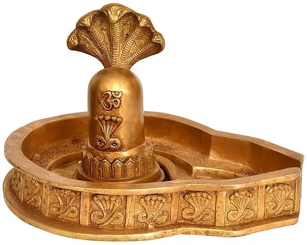 Brassaura™ Pure Brass Shivling– 8 Inch Height, 5.750 Kg Weight – Handcrafted Sacred Symbol of Lord Shiva