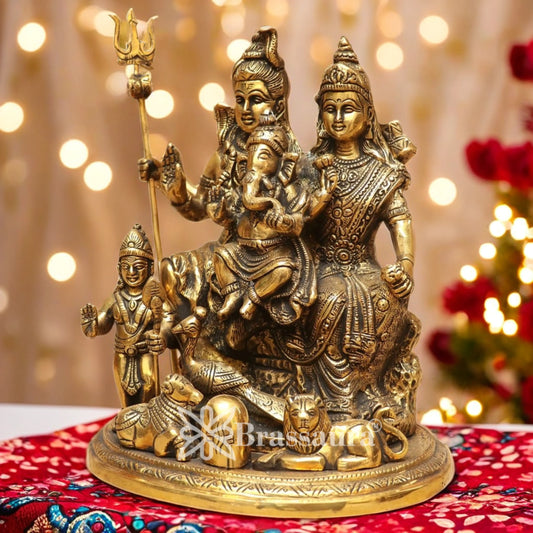 ब्रासोरा® हस्तनिर्मित पीतल की शिव परिवार मूर्ति - ऊँचाई 9.5 इंच | पूजा कक्ष