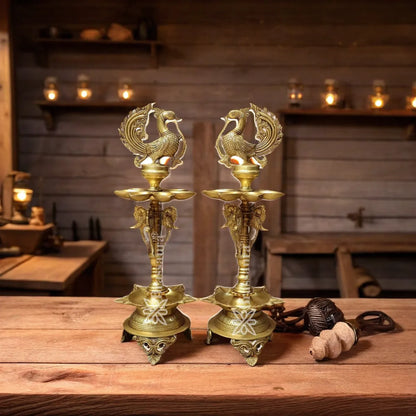 Brass (Nilavilakku) Mayur Diya Weight 15 Kg And Height 23 Inch