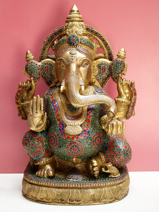 ब्रासौरा™ आर्क के साथ भगवान गणेश | मीनाकारी जड़ाई के काम के साथ शुद्ध पीतल | ऊंचाई 18 इंच और वजन 21 किलोग्राम