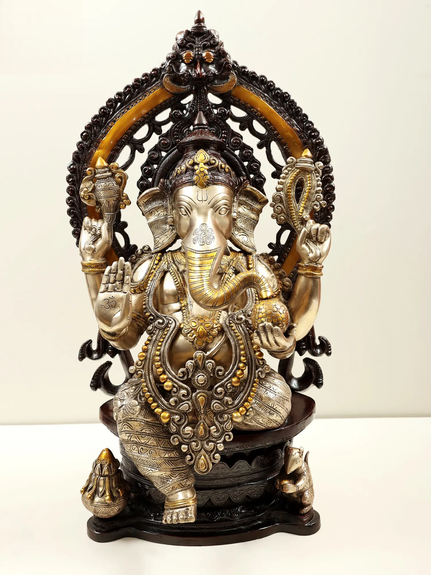 Brassaura® Blessing Ganesha with Kirtimukha Aureole | Brass Statue | Height 26 Inches | Weight 30 kgs