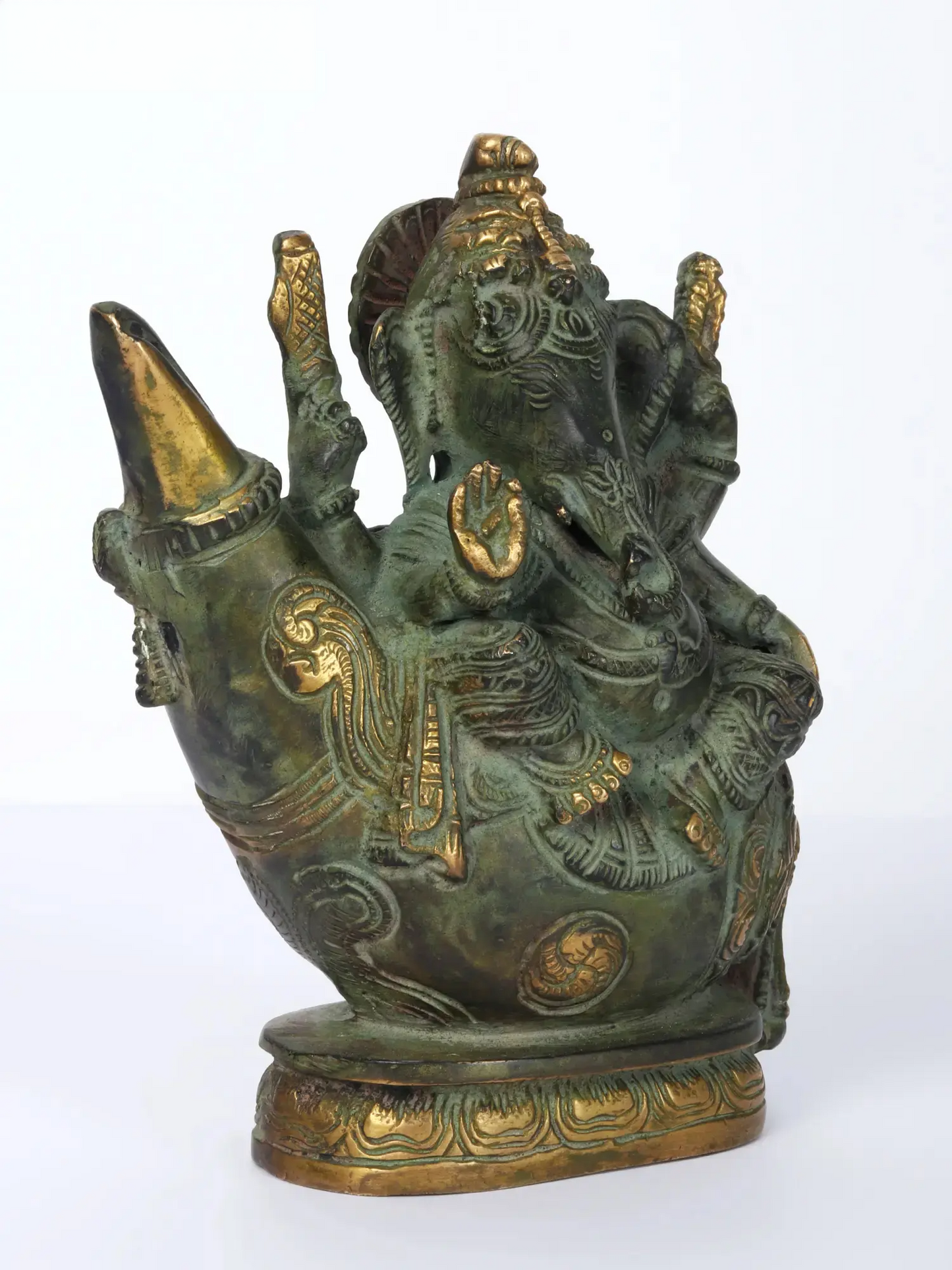 Brassaura™ Brass Lord Ganesha Idol with Decorative Backrest | Height 7 Inches & Weight 2.32 kgs