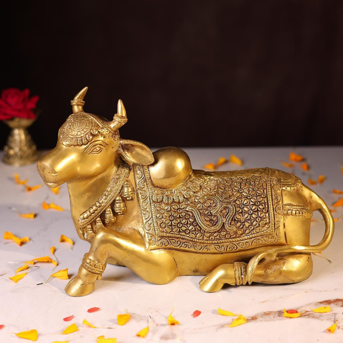 Brassaura® Nandi Sitting Idol with Polished Finish | Pure Superfine Brass Handcrafted Murti | Brass Statue for Home Temple, Pooja Room | Height 8 Inches | Weight 6.3 Kgs