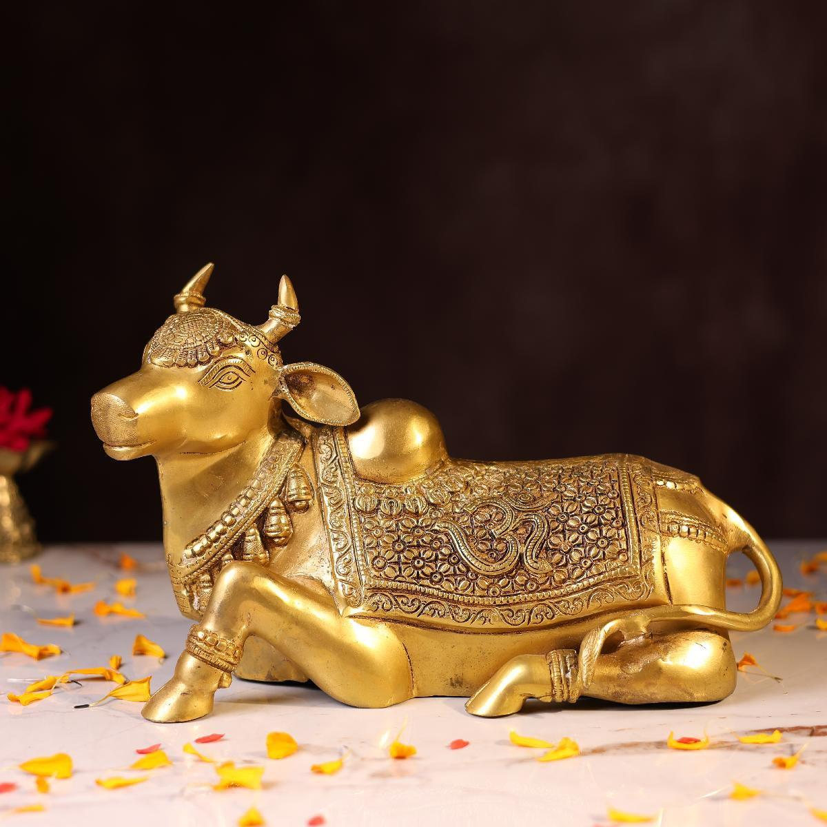 Brassaura® Nandi Sitting Idol with Polished Finish | Pure Superfine Brass Handcrafted Murti | Brass Statue for Home Temple, Pooja Room | Height 8 Inches | Weight 6.3 Kgs