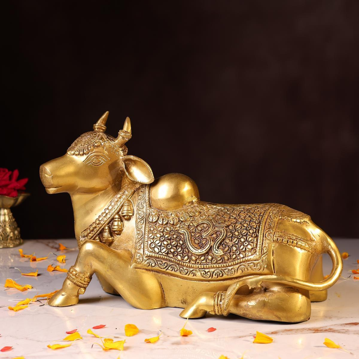 Brassaura® Nandi Sitting Idol with Polished Finish | Pure Superfine Brass Handcrafted Murti | Brass Statue for Home Temple, Pooja Room | Height 8 Inches | Weight 6.3 Kgs
