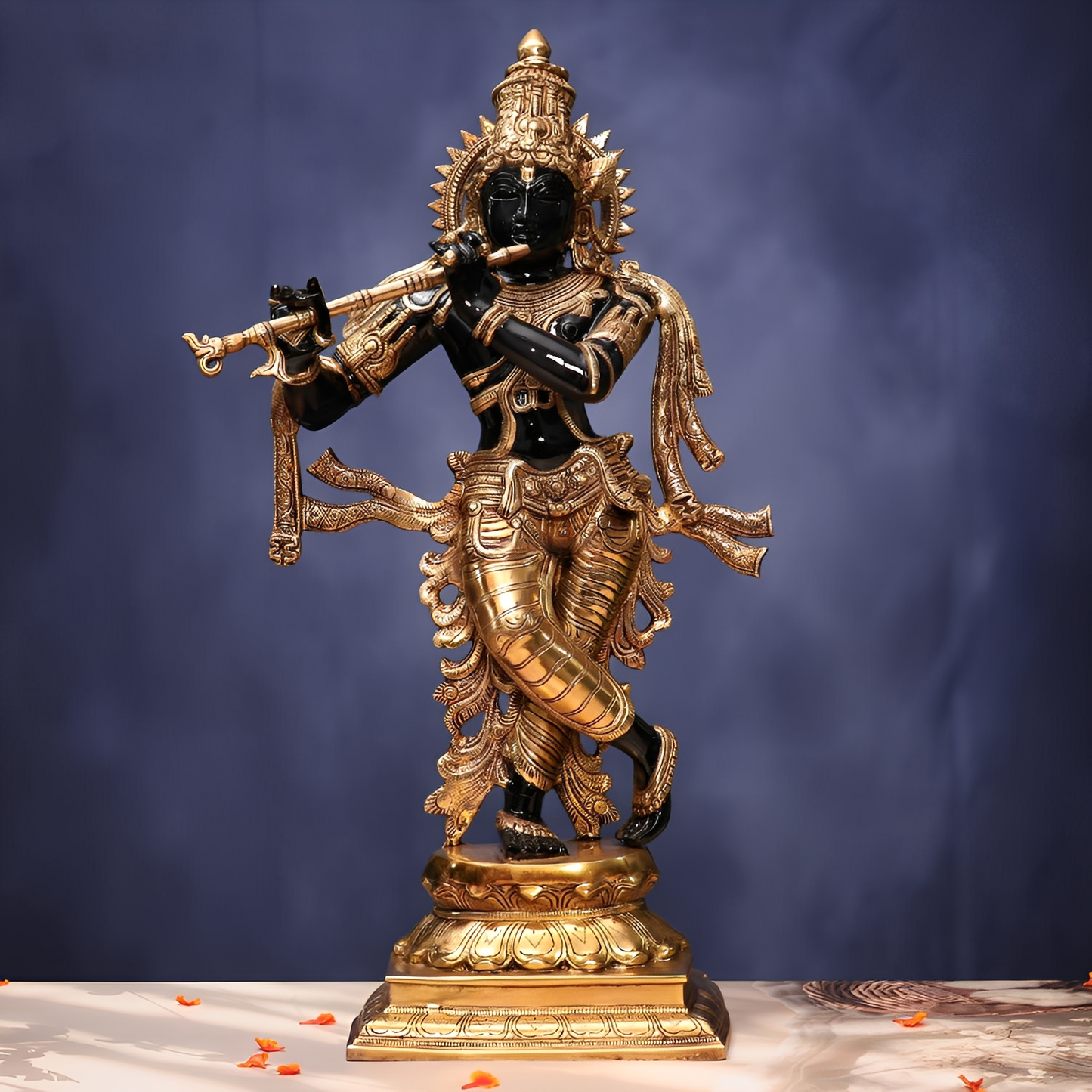घर और सजावट के लिए एंटीक ब्रास कृष्ण प्रतिमा 25 इंच
