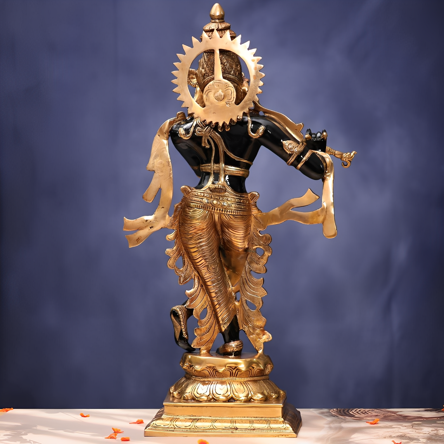 घर और सजावट के लिए एंटीक ब्रास कृष्ण प्रतिमा 25 इंच