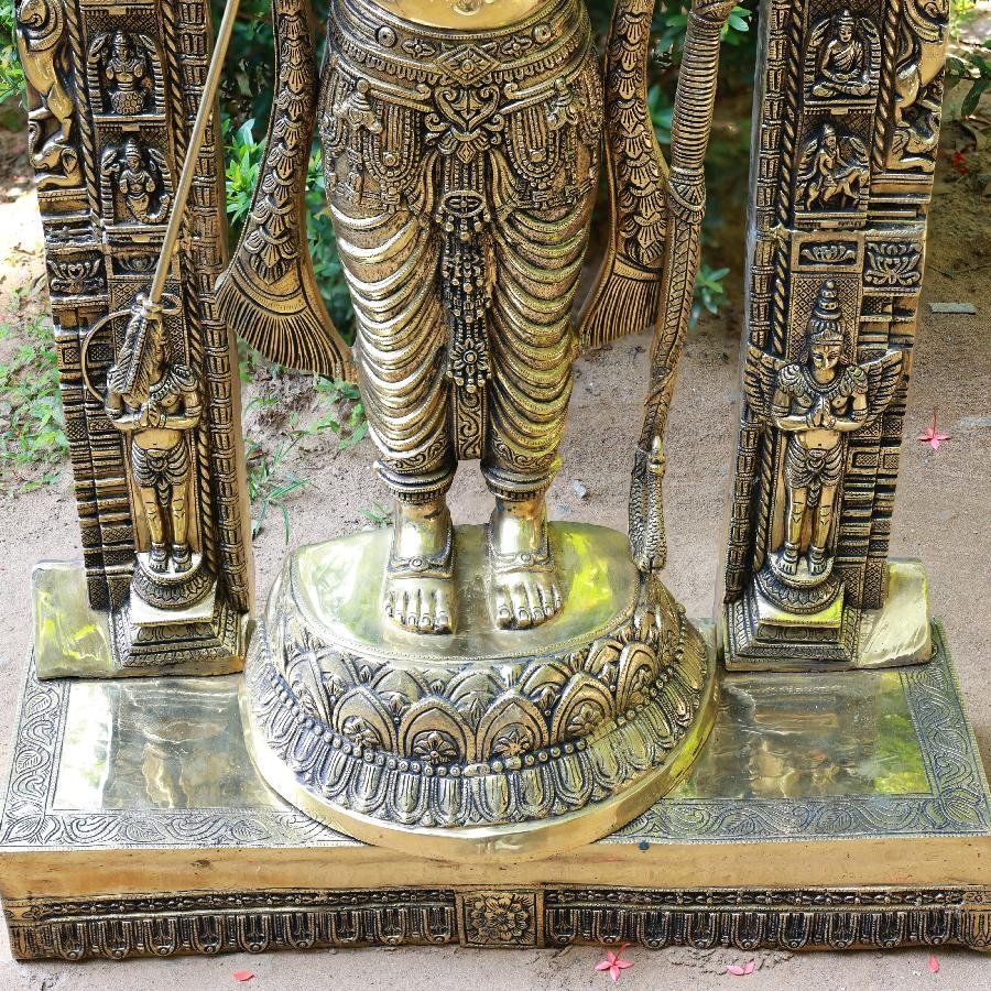 पीतल अयोध्या प्रतिकृति राम लला मूर्ति - 53 इंच - मंदिर के लिए भव्य भगवान राम प्रतिमा