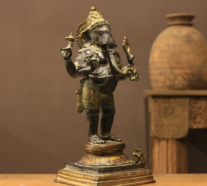 ब्रासोरा® वृंदावन वेणुगोपाल कृष्ण पीतल की प्रतिमा मोर के साथ | एंटीक नीला और सुनहरा रंग | ऊँचाई 20 इंच