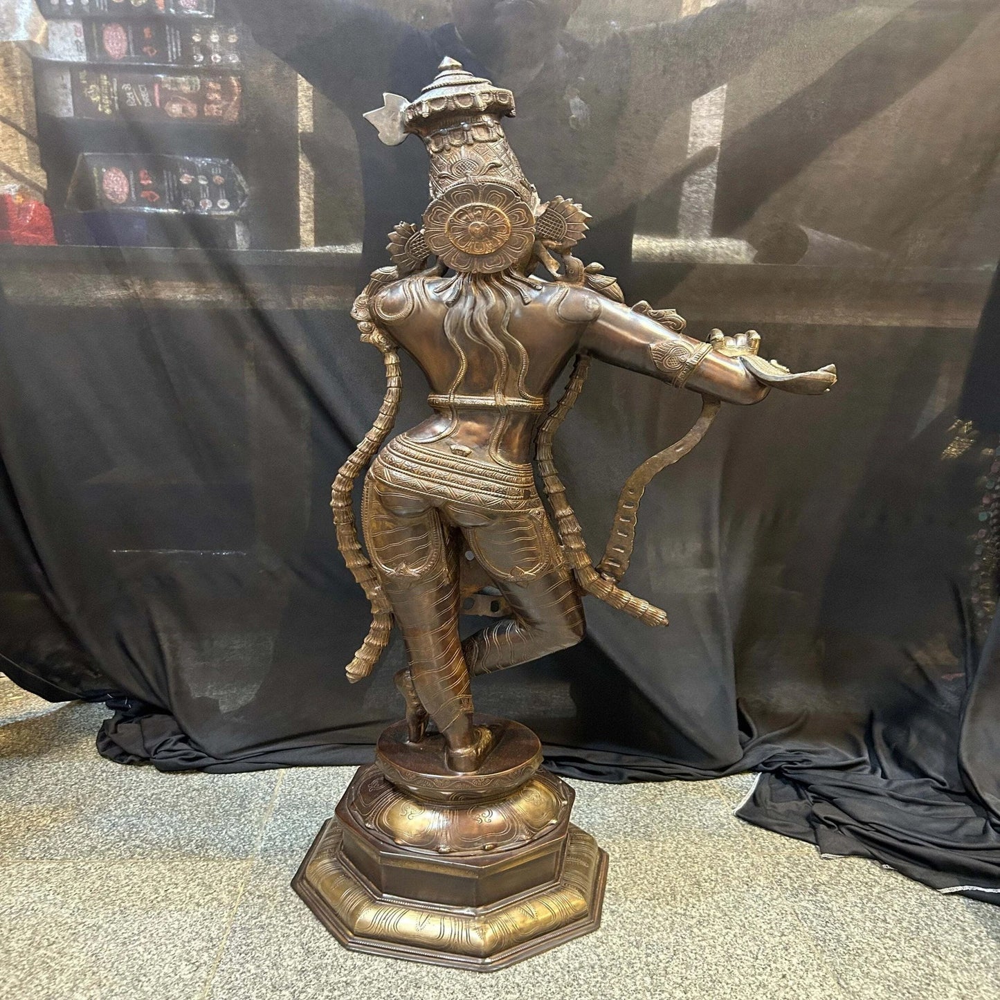 Brass Krishna Playing Flute Weight 41.5 Kg And Height 45 Inch