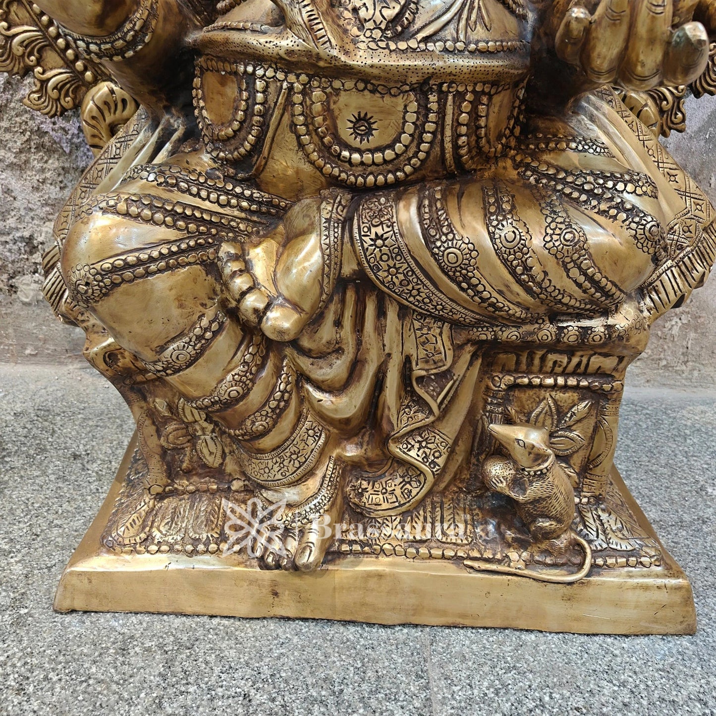 Brassaura™ Brass Big Ring Ganesha Statue for Home and Decor | Weight 130 Kgs | Height 50 Inches