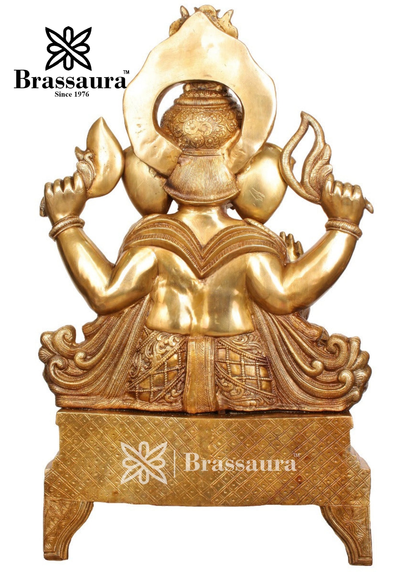 Brass Ganesha Statue For Home Decor And Gift Item Weight 56 Kg And Height 34 Inch