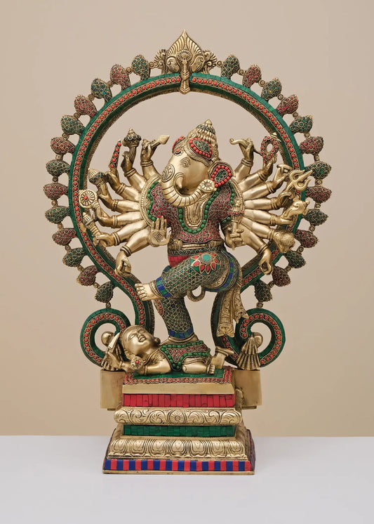 ब्रासॉरा™ नृत्य करते भगवान गणेश प्रभावलि के साथ | शुद्ध पीतल मीनाकारी जड़ाऊ काम के साथ | ऊँचाई 26 इंच और वज़न 22.24 किलोग्राम