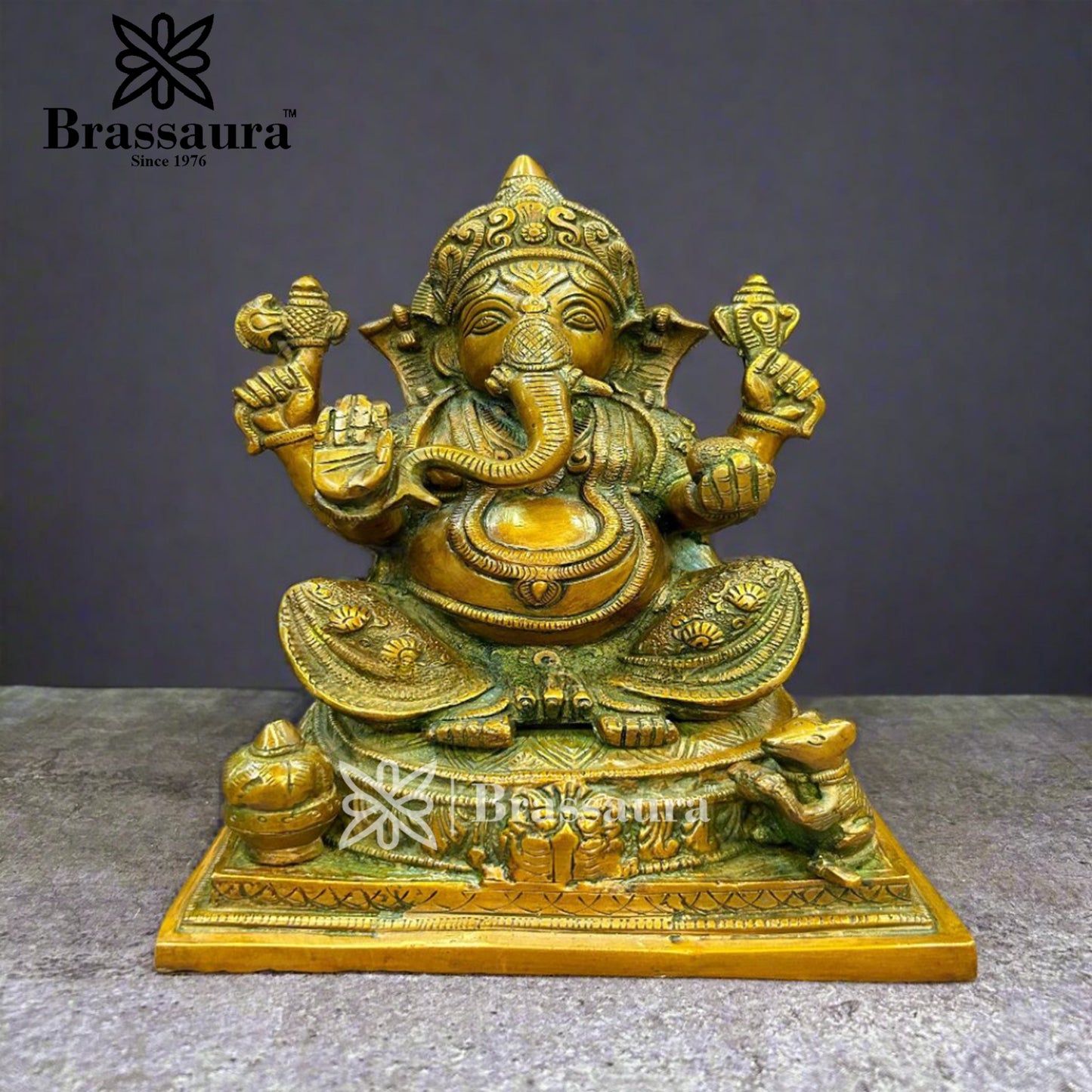Brass Ganesha Statue For Home Decor And Gift Items Weight 5 Kg And Height 9.2 Inches