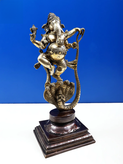 Brassaura™ सर्प पर भगवान गणेश | उत्कृष्ट विवरण के साथ शुद्ध पीतल | ऊंचाई 19 इंच और वजन 8.86 किलोग्राम
