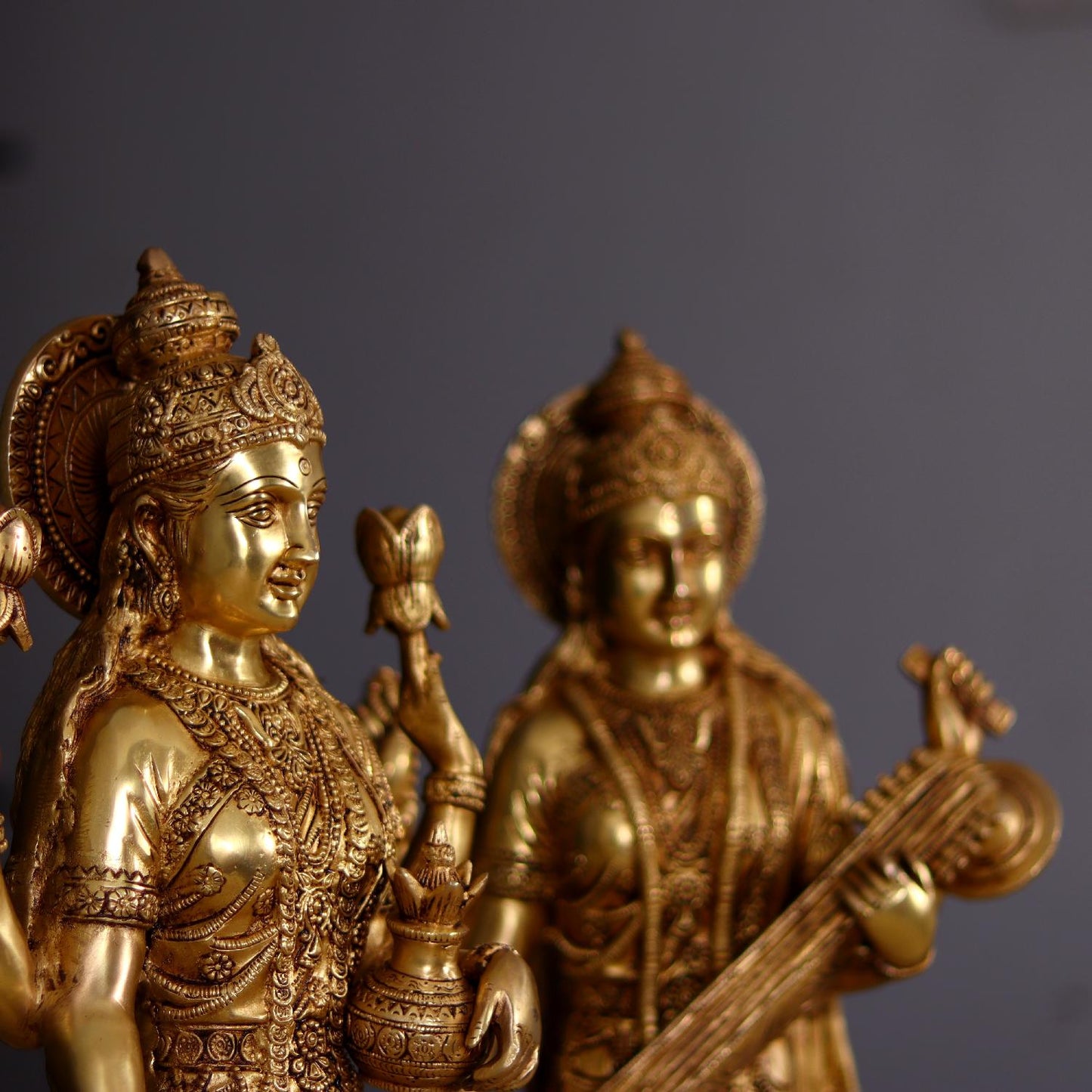 BRASS GODDESS LAKSHMI IDOL HEIGHT 24 INCHES