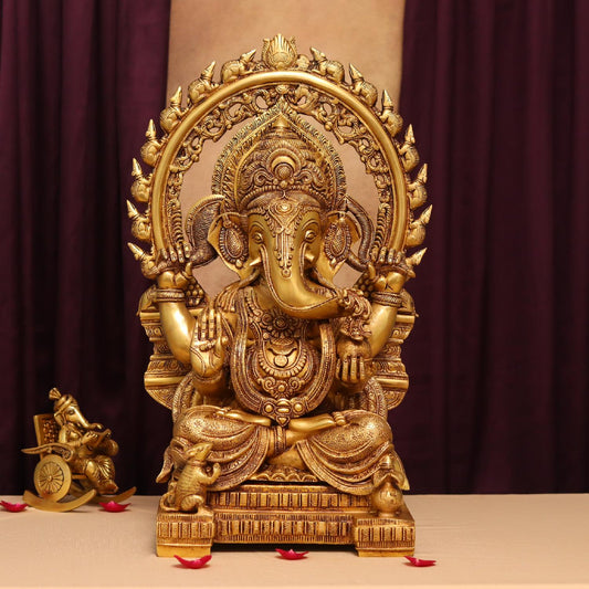 घर की सजावट और पूजा के लिए बड़ी पीतल की गणेश मूर्ति 22 इंच ऊँची
