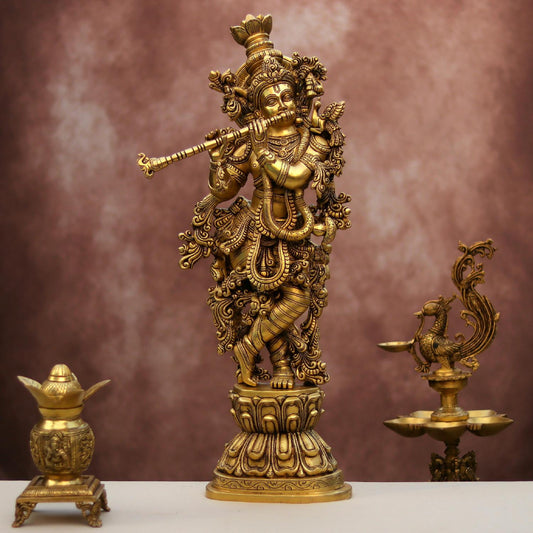 सुंदर पीतल की कृष्ण प्रतिमा, ऊँचाई 29.5 इंच