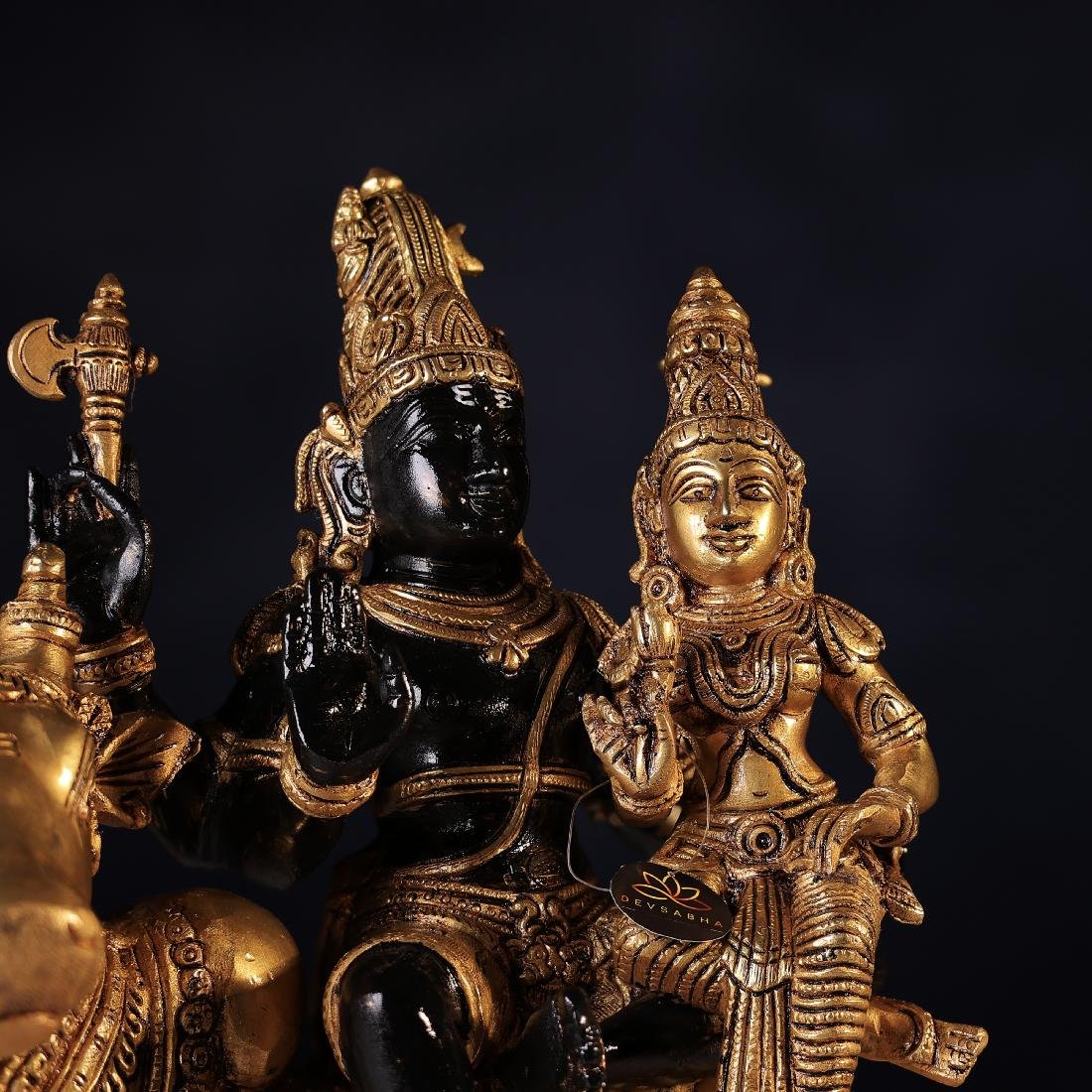 Brassaura® Shiva Parvati Riding Nandi Idol with Black Colour Finish | Pure Superfine Brass Handcrafted Murti | Brass Statue for Home Temple, Pooja Room | Height 15.7 Inches | Weight 12.3 Kgs
