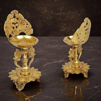 Brass Oil Lamp Diya Deepam for Home Temple Weight 1.28 Kg & Height 9 Inch