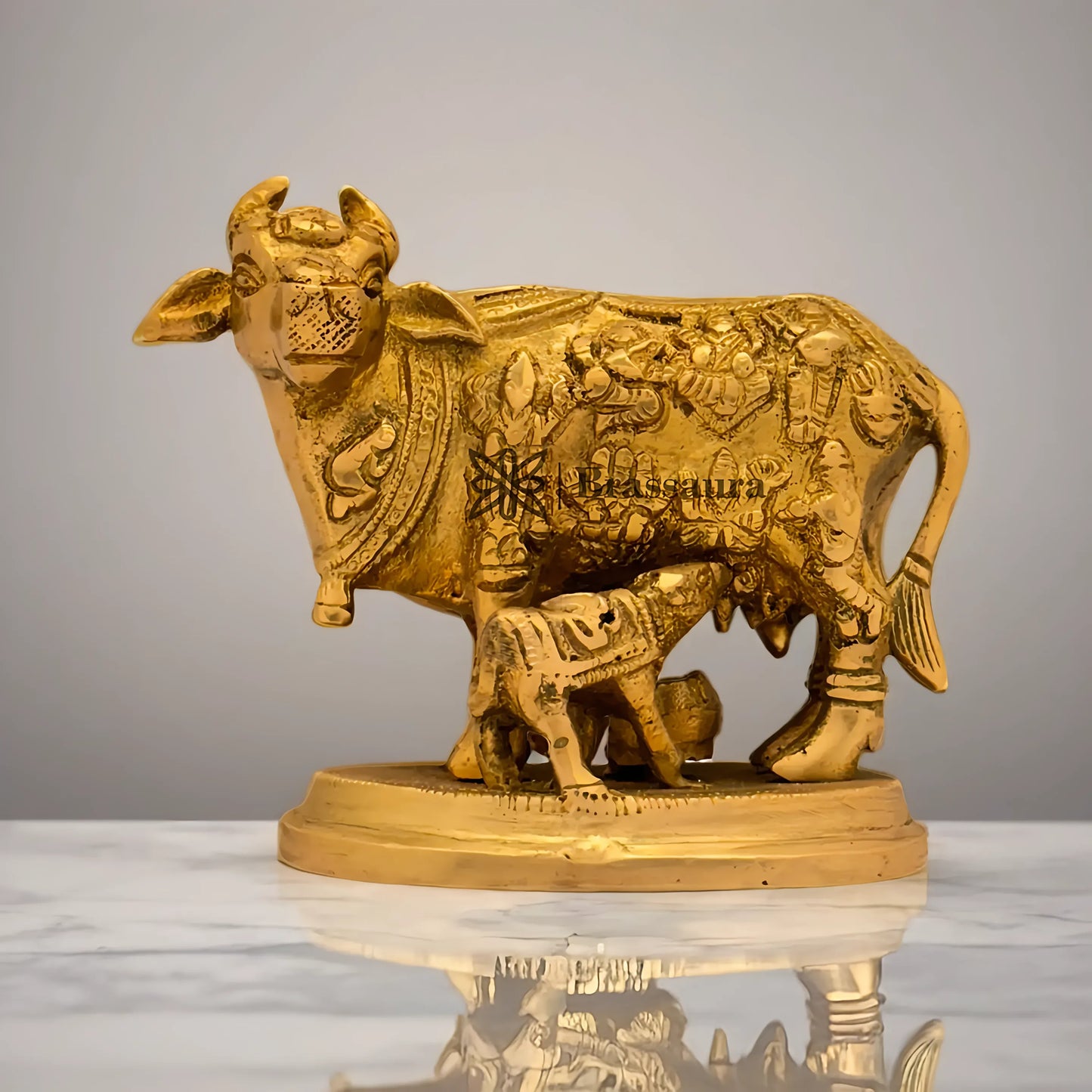 Brassaura™ Brass Kamdhenu Cow & Calf Idol – Height 4 Inches & Weight 1 Kgs | Handcrafted Pooja Sculpture