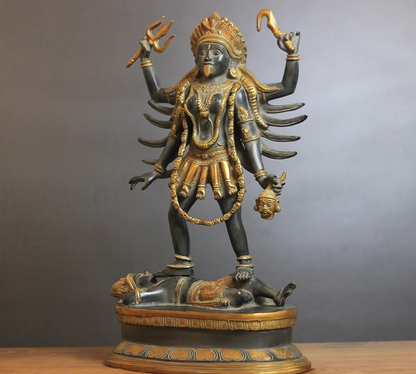 ब्रासोरा® वृंदावन वेणुगोपाल कृष्ण पीतल की प्रतिमा मोर के साथ | एंटीक नीला और सुनहरा रंग | ऊँचाई 20 इंच