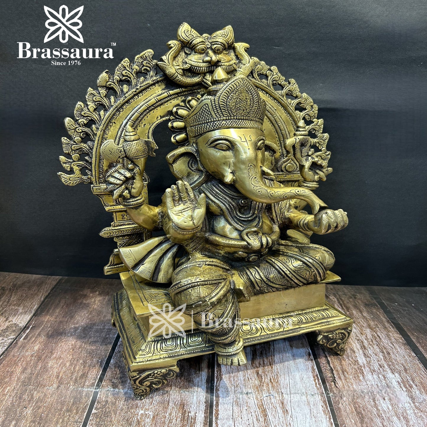 Brass Ganesha Statue For Home Decor And Gift Items Weight 16.8 Kg And Height 19 Inches
